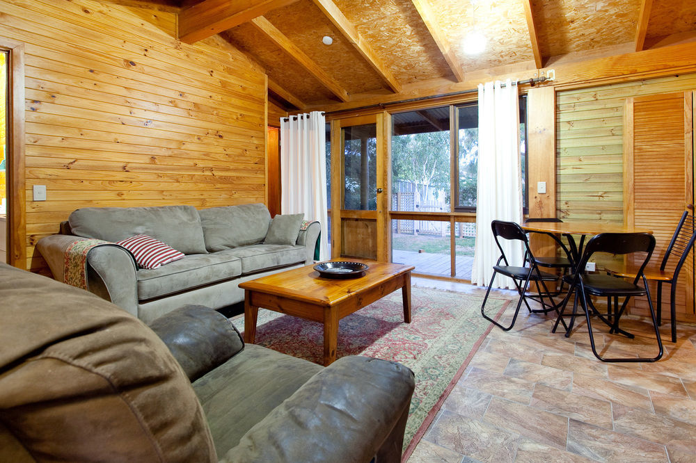 Bayplay Beach Cottage - Pet Friendly Куинсклиф Экстерьер фото